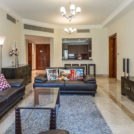 Beachfront Two Bedrooms On Palm Jumeirah By Deluxe Holiday Homes Дубай Екстер'єр фото