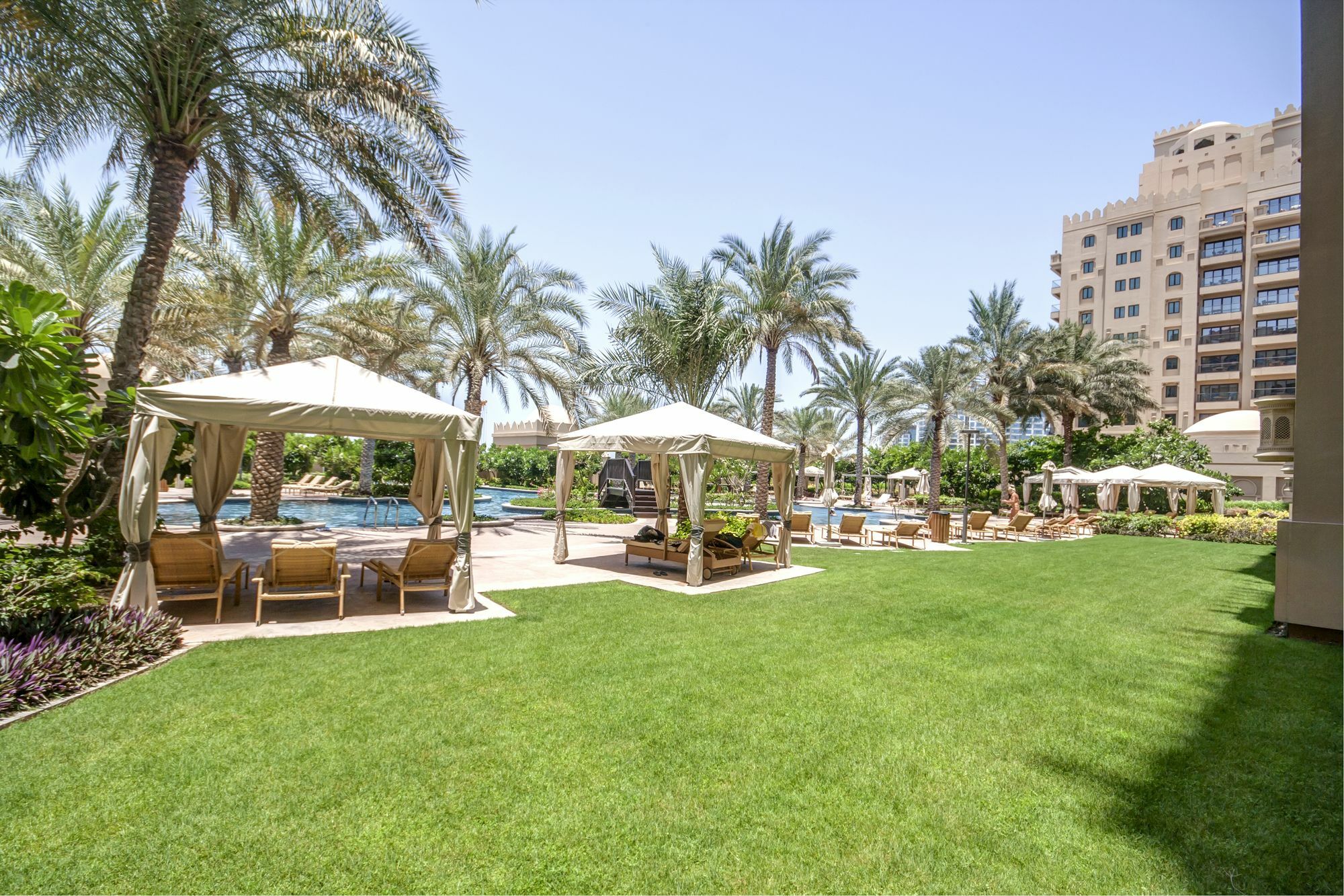 Beachfront Two Bedrooms On Palm Jumeirah By Deluxe Holiday Homes Дубай Екстер'єр фото