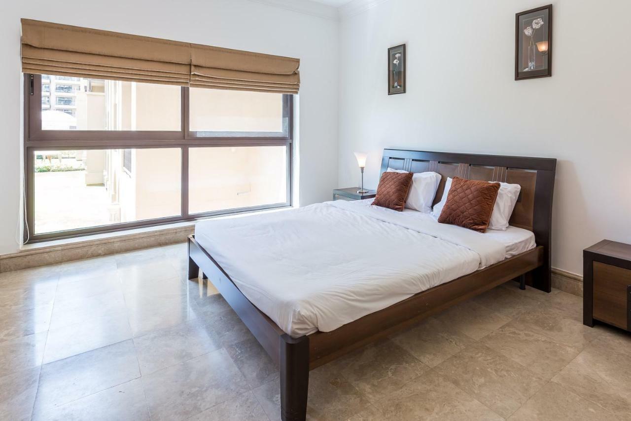 Beachfront Two Bedrooms On Palm Jumeirah By Deluxe Holiday Homes Дубай Екстер'єр фото
